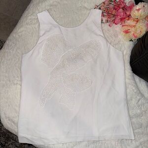 NWT White House Black Market White Tank Top with Textured Flower Design Size M